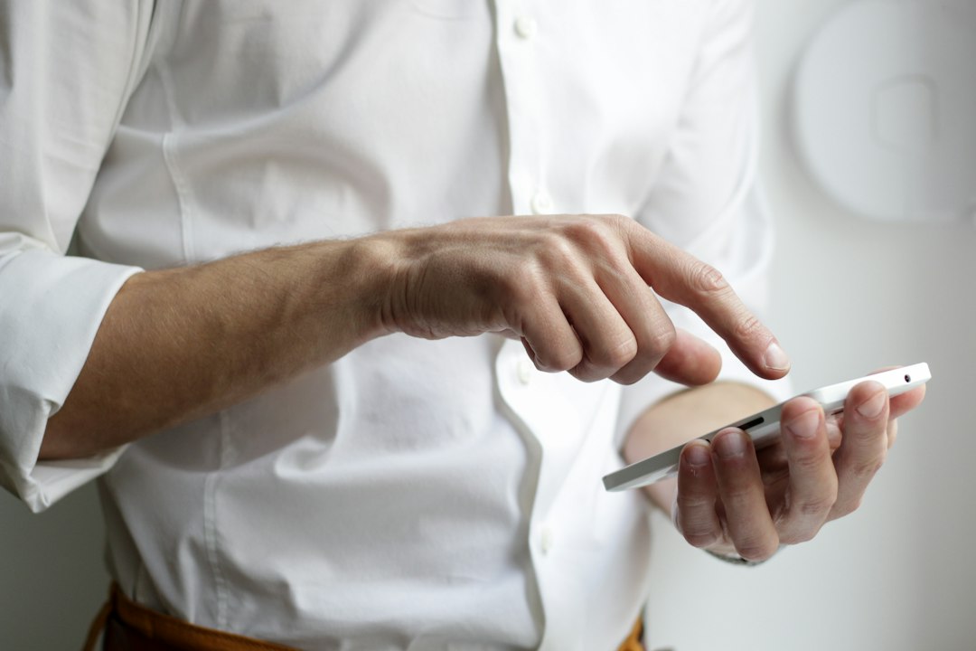 A man using a smartphone for online dating